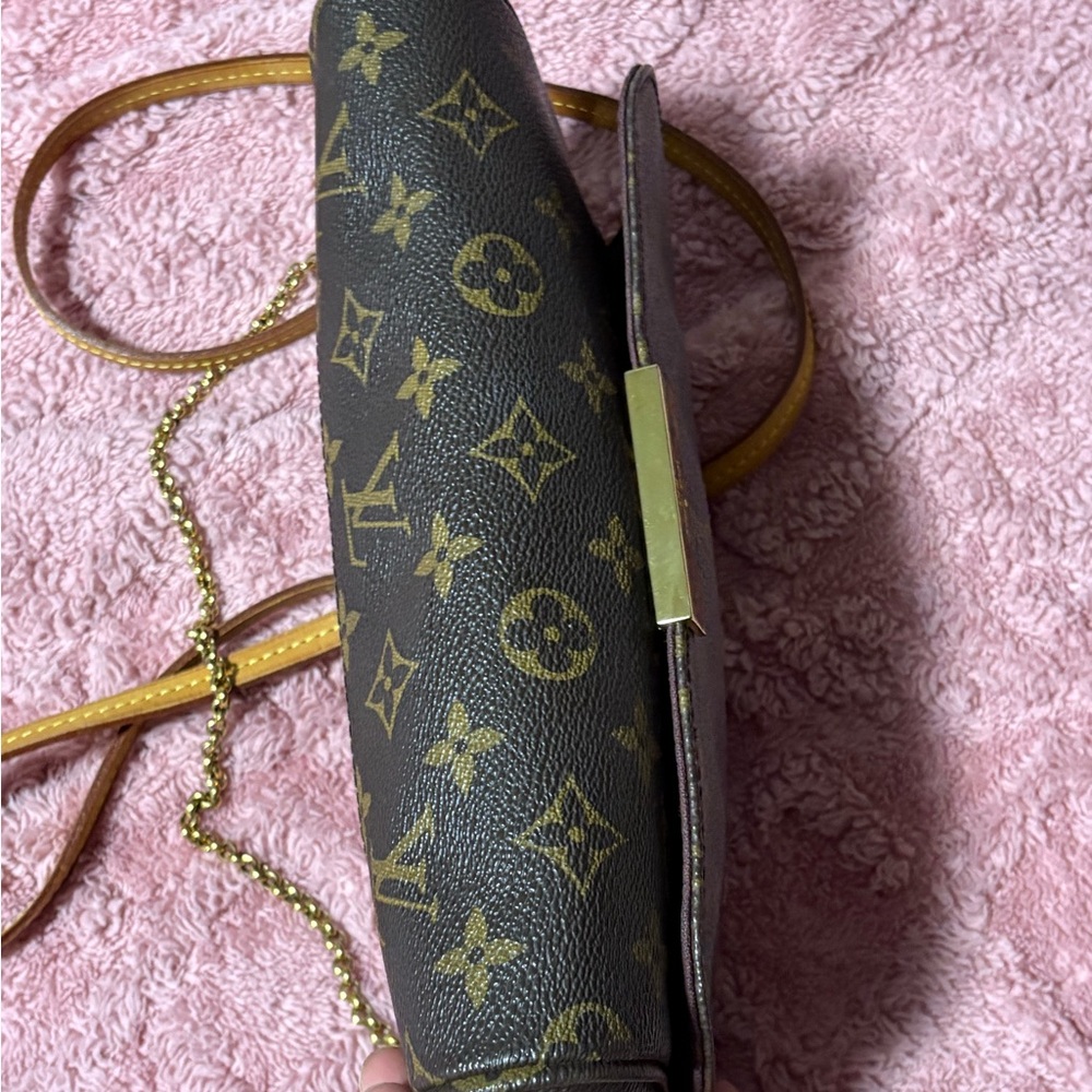 Louis Vuitton Brown Monogram Favorite Crossbody Bag - Picture 6 of 16